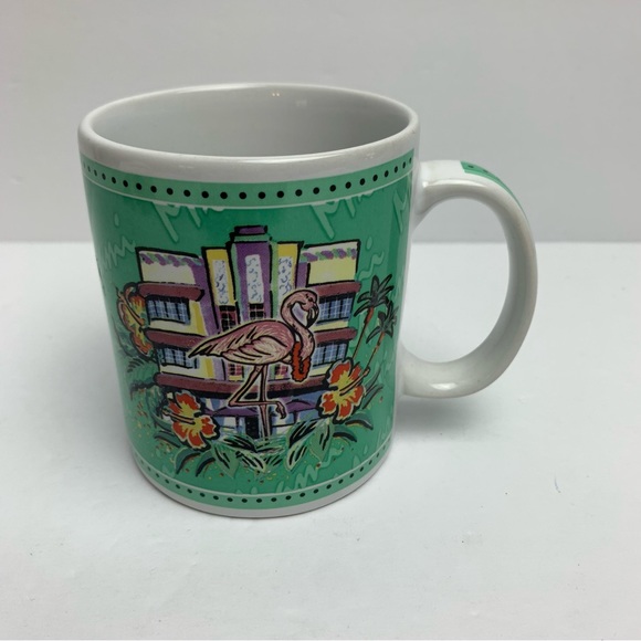 Hilo Hattie Mug Dolphin Mall Miami 2000 Island Heritage The Store of Hawaii - Picture 3 of 6